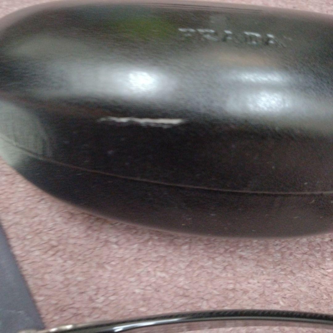 PRADA ブラックサングラス ケース付き