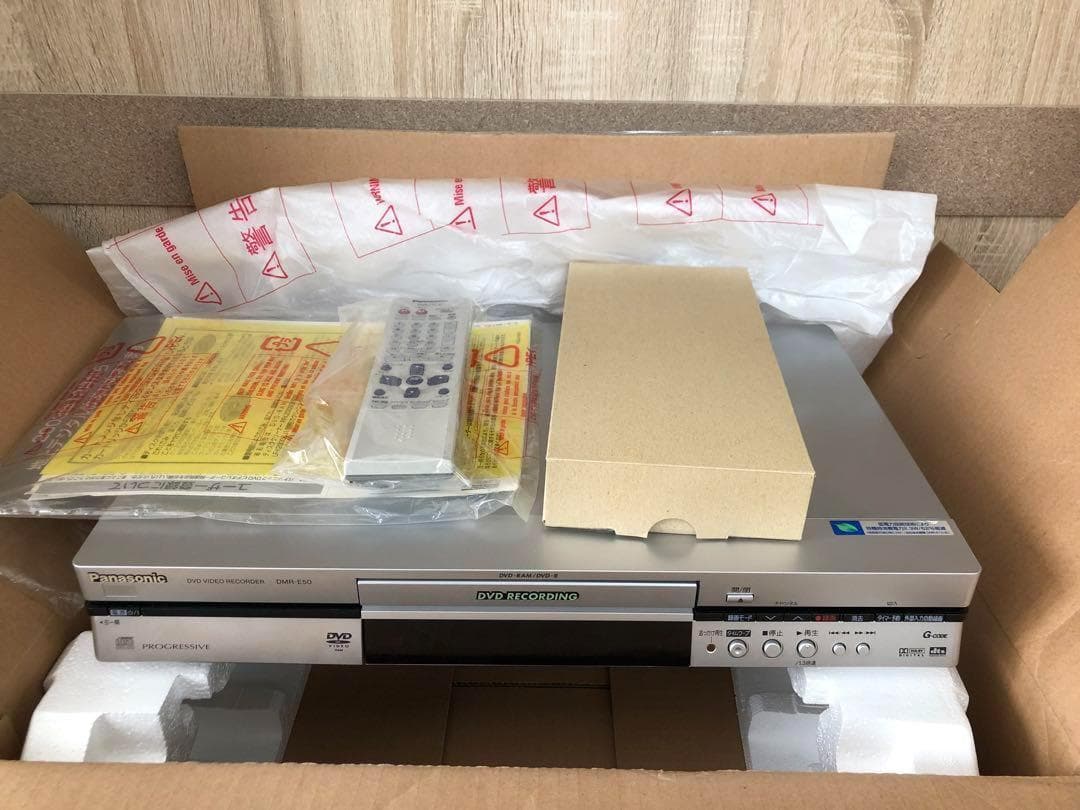 Panasonic DMR-E50-S DVDレコーダー