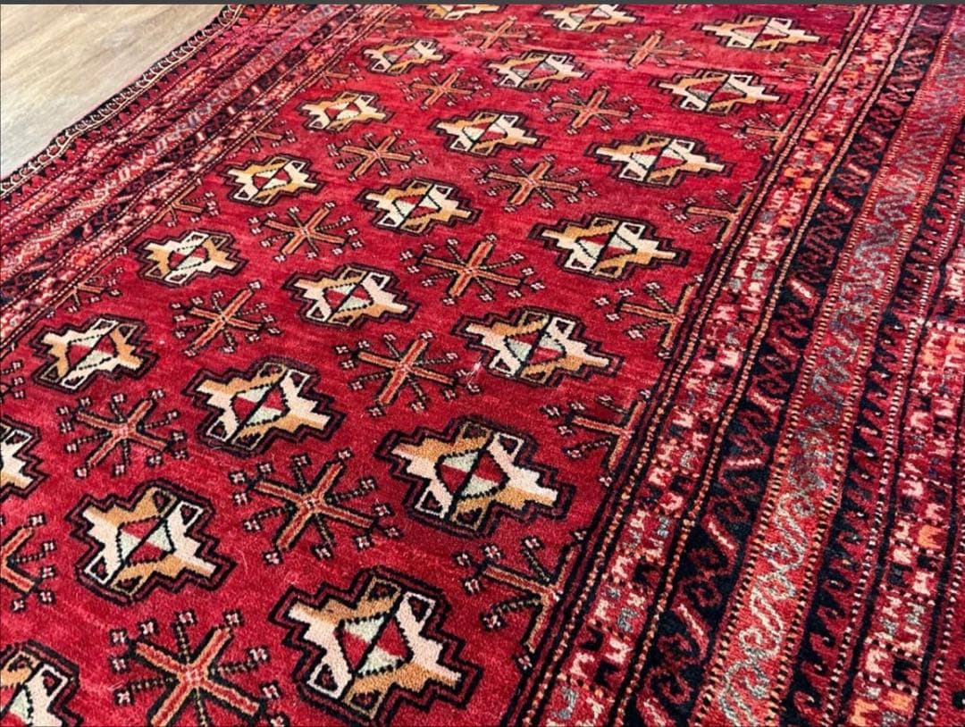 大型 ザーヘダーン産ペルシャ絨毯 トライバルラグ