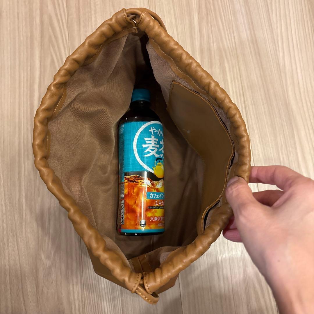 クラッチバッグ　ドローストリング ショルダーバッグ　　CELERI