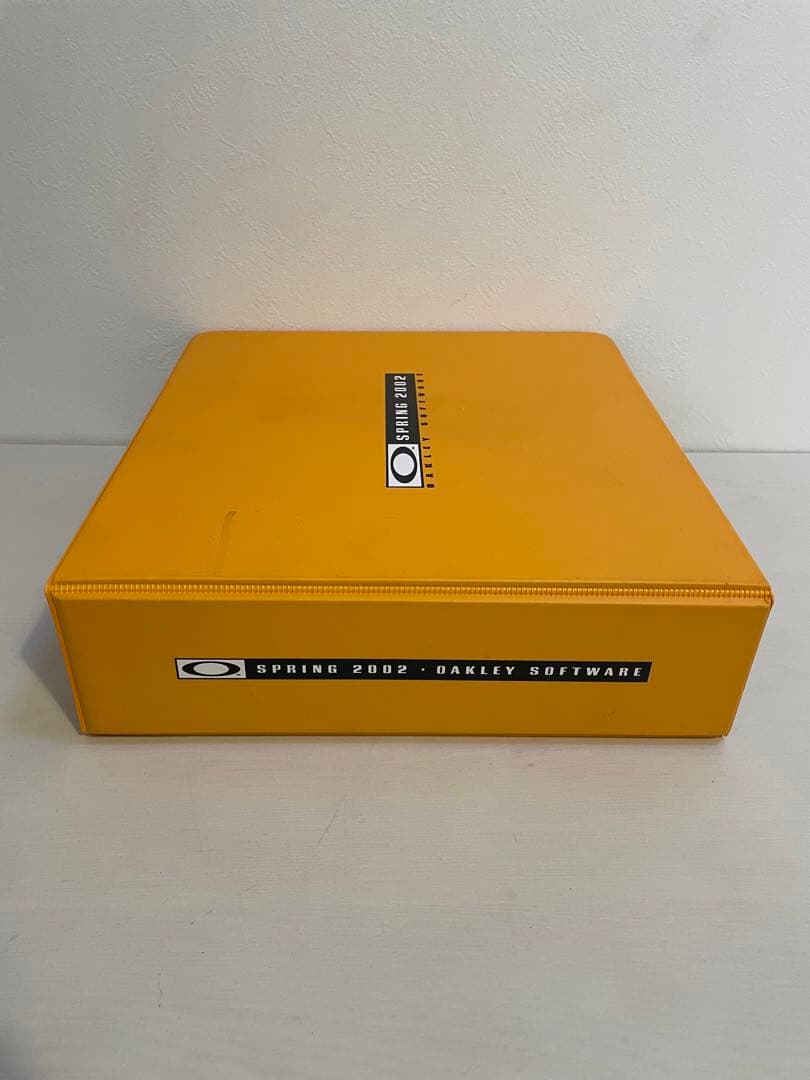 ミ*ん様 OAKLEY オークリー 非売品　セールスマン用カタログ