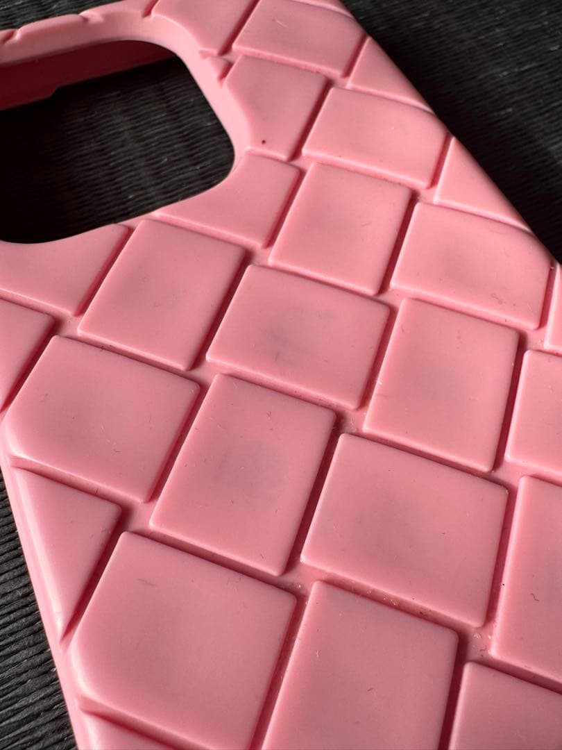 Bottega Veneta iphone15 pro ケース