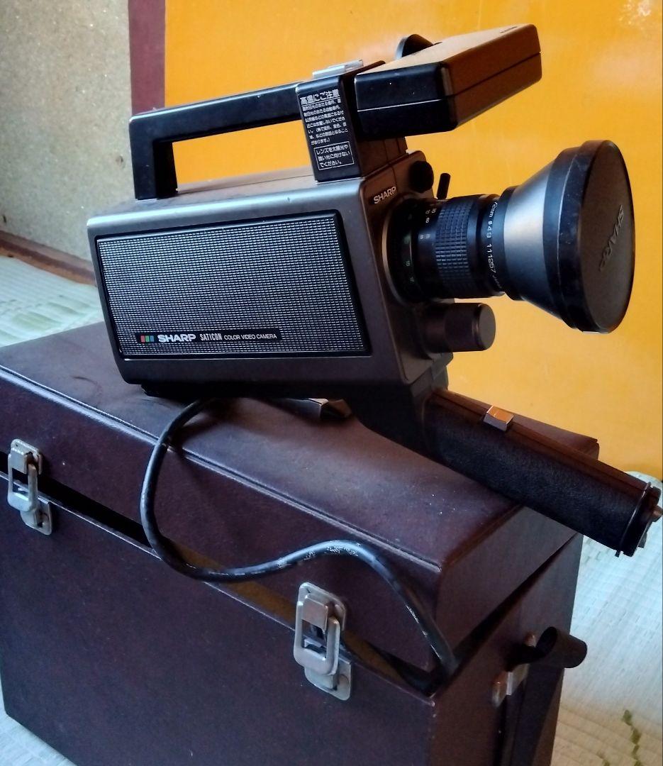 レトロなビデオカメラ