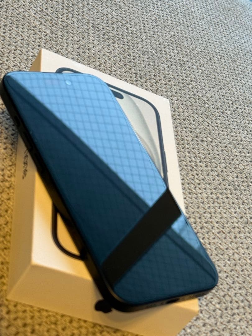 【使用少】iPhone15 128GB バッテリー96% 箱・充電器付 サブ機