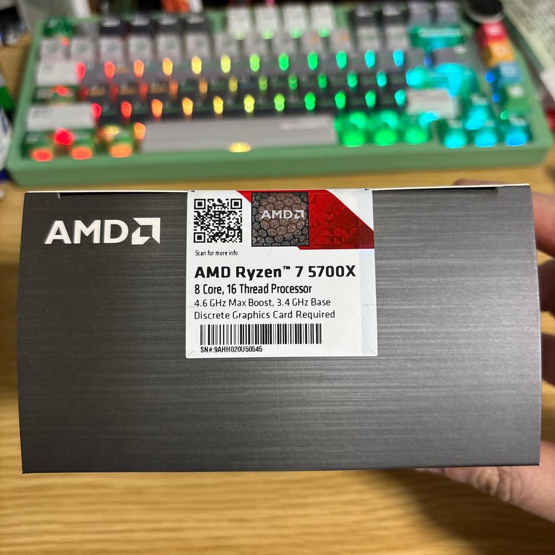 新品未開封　AMD Ryzen 7 5700X CPU