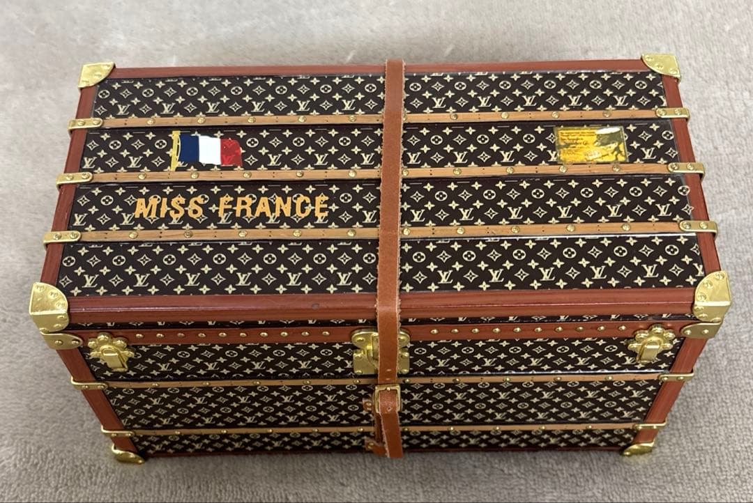 【ノベルティ】 Louis Vuitton ルイヴィトンモノグラム　オブジェ