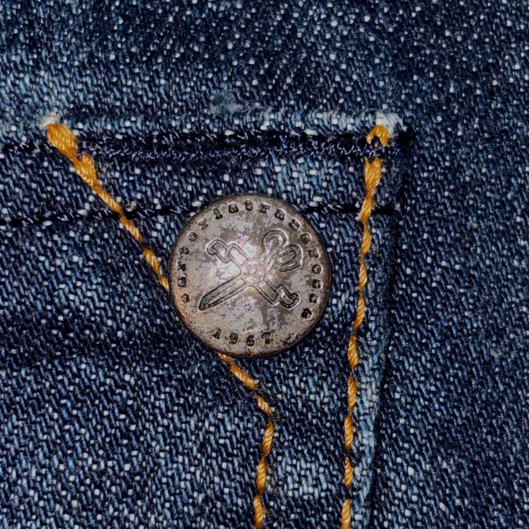 Tramarossa トラマロッサ デニム32濃紺 ボタンフライ イタリア赤ミミ