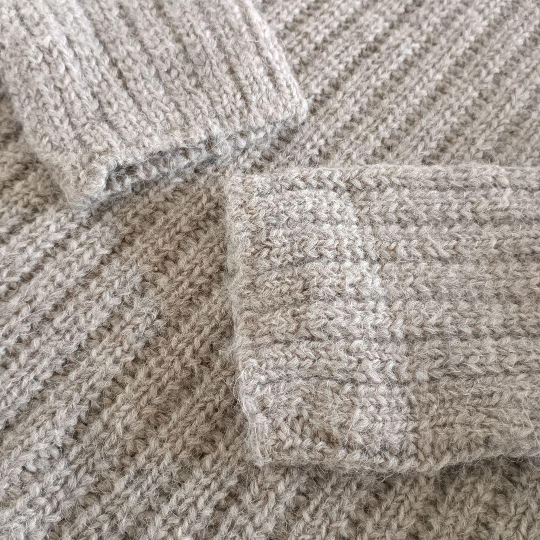 Dolce & Gabbana グレー Vネックニット