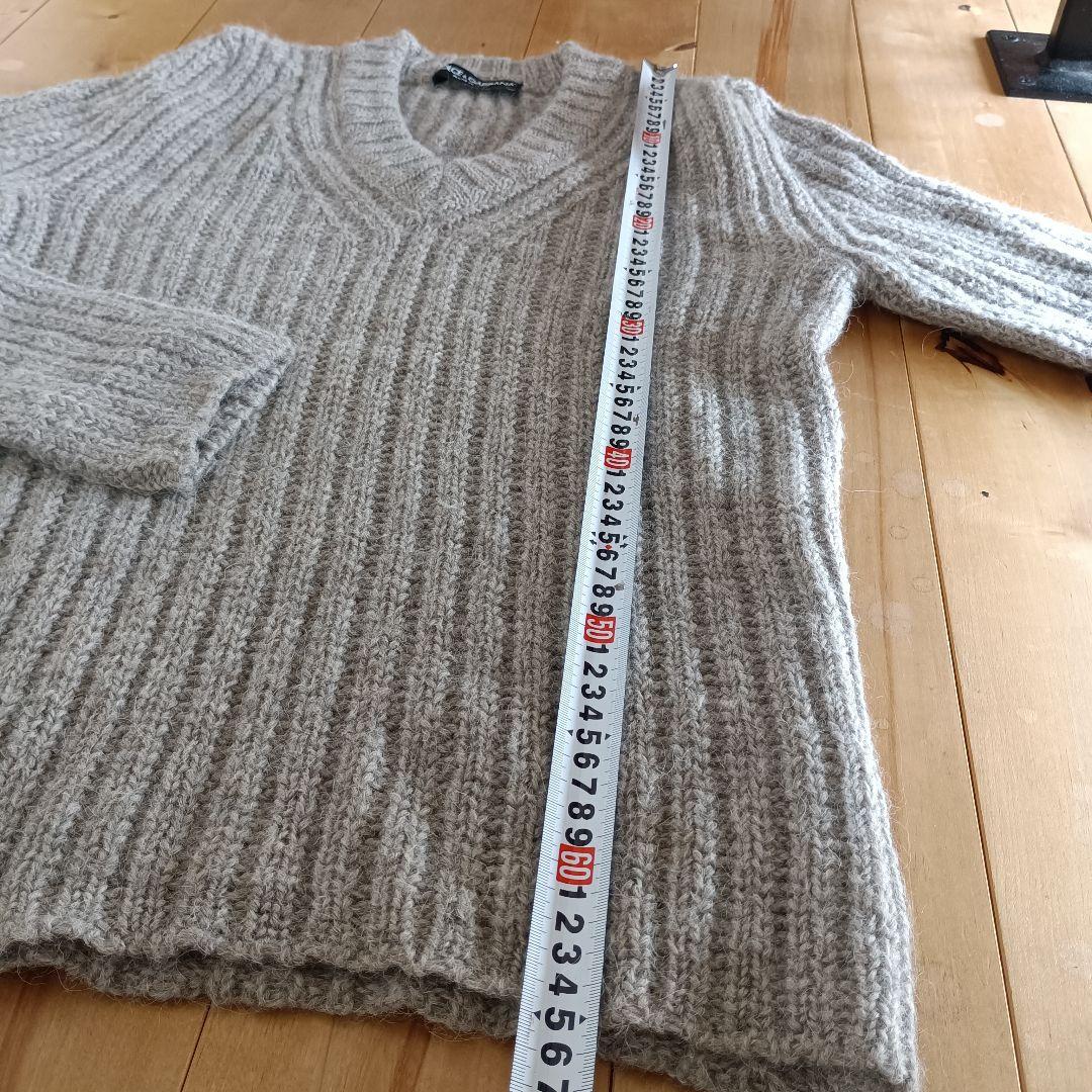 Dolce & Gabbana グレー Vネックニット