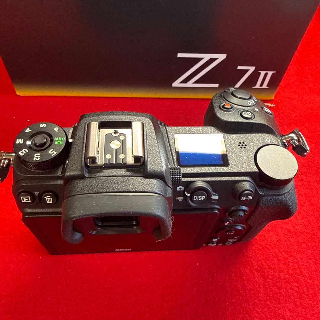 Nikon Z 7 II ミラーレス一眼 本体・新品同様SD・XQDカード付き