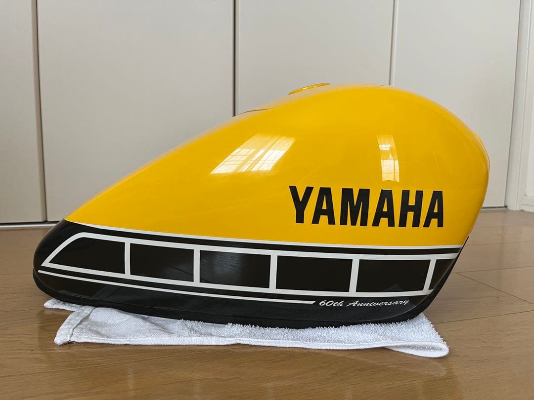 BOLT CスペックABS 60th Anniversary限定カラー　タンク