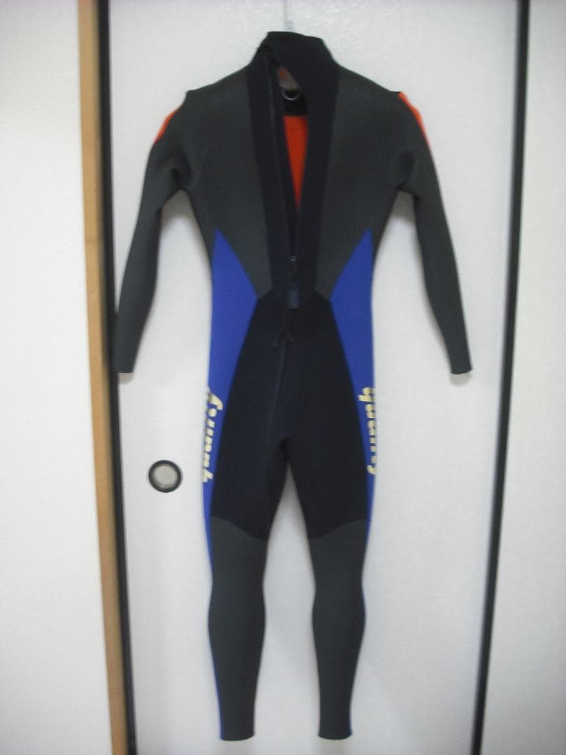 【程度抜群！】セミドライウエットスーツ　QUALITY(クオリティ）　M～ML
