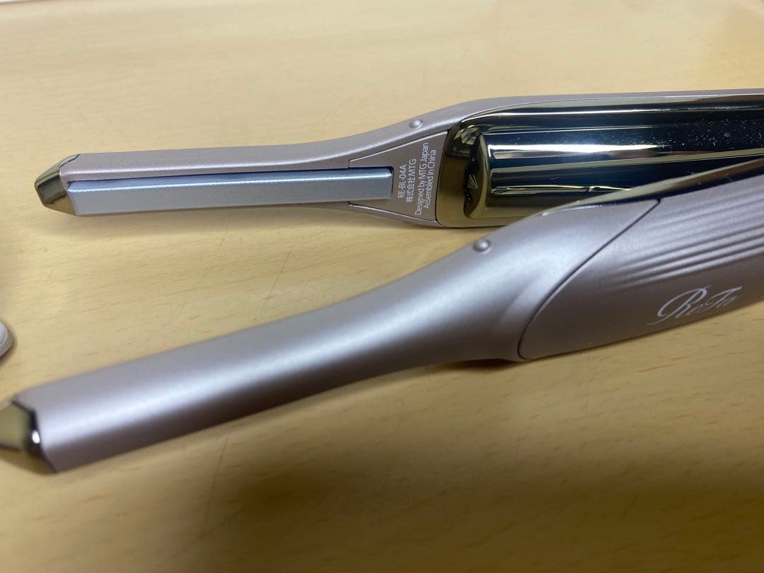 ✨ ReFaリファ フィンガーアイロン ST6 RE-BL-04A 2025年製