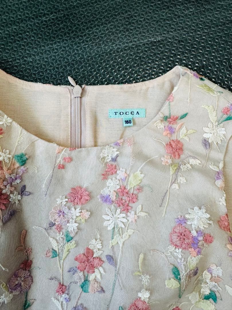 TOCCAトッカ総刺繍ワンピースのみサイズ160卒業式入学式メゾピアノ好き