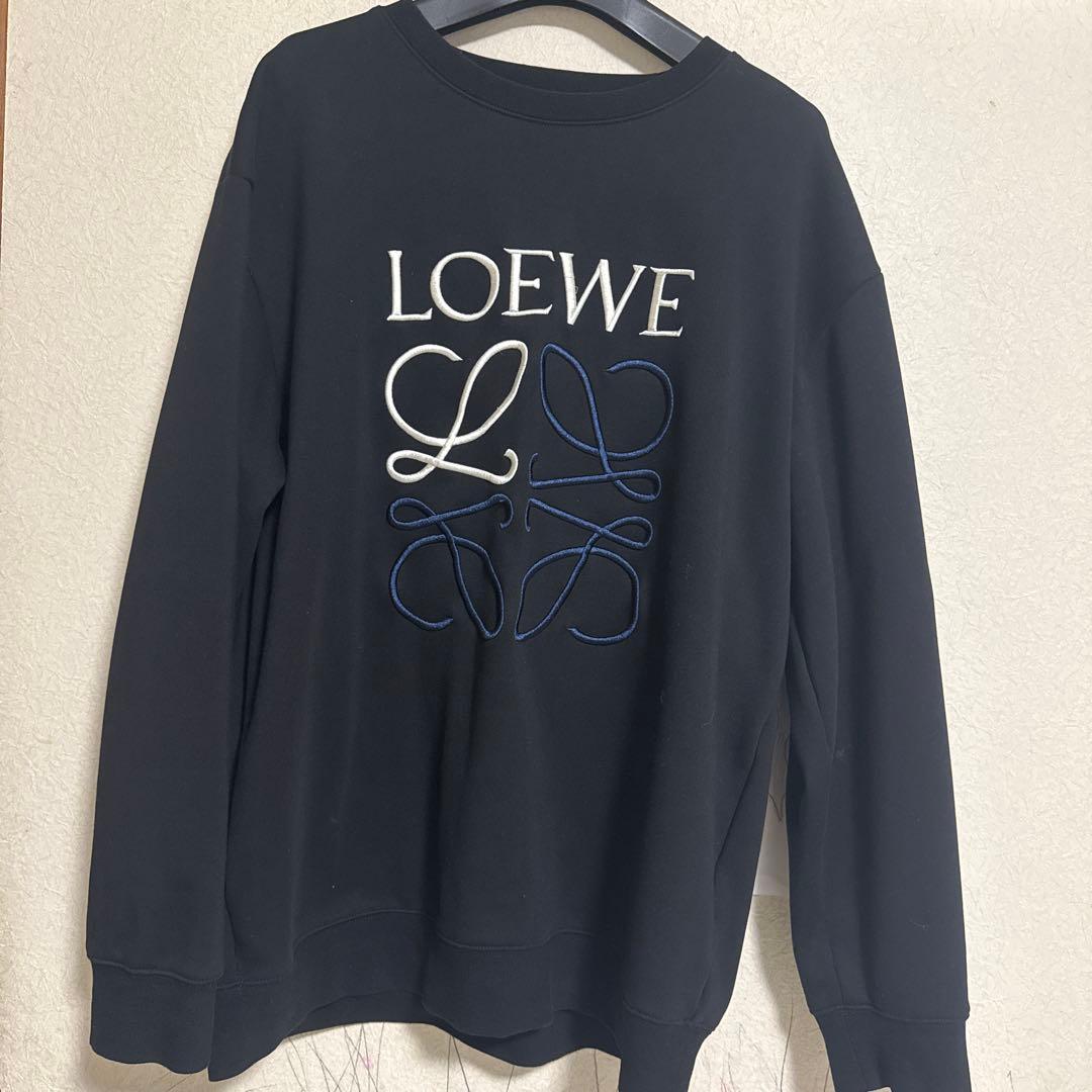 LOEWE ブラック トレーナー