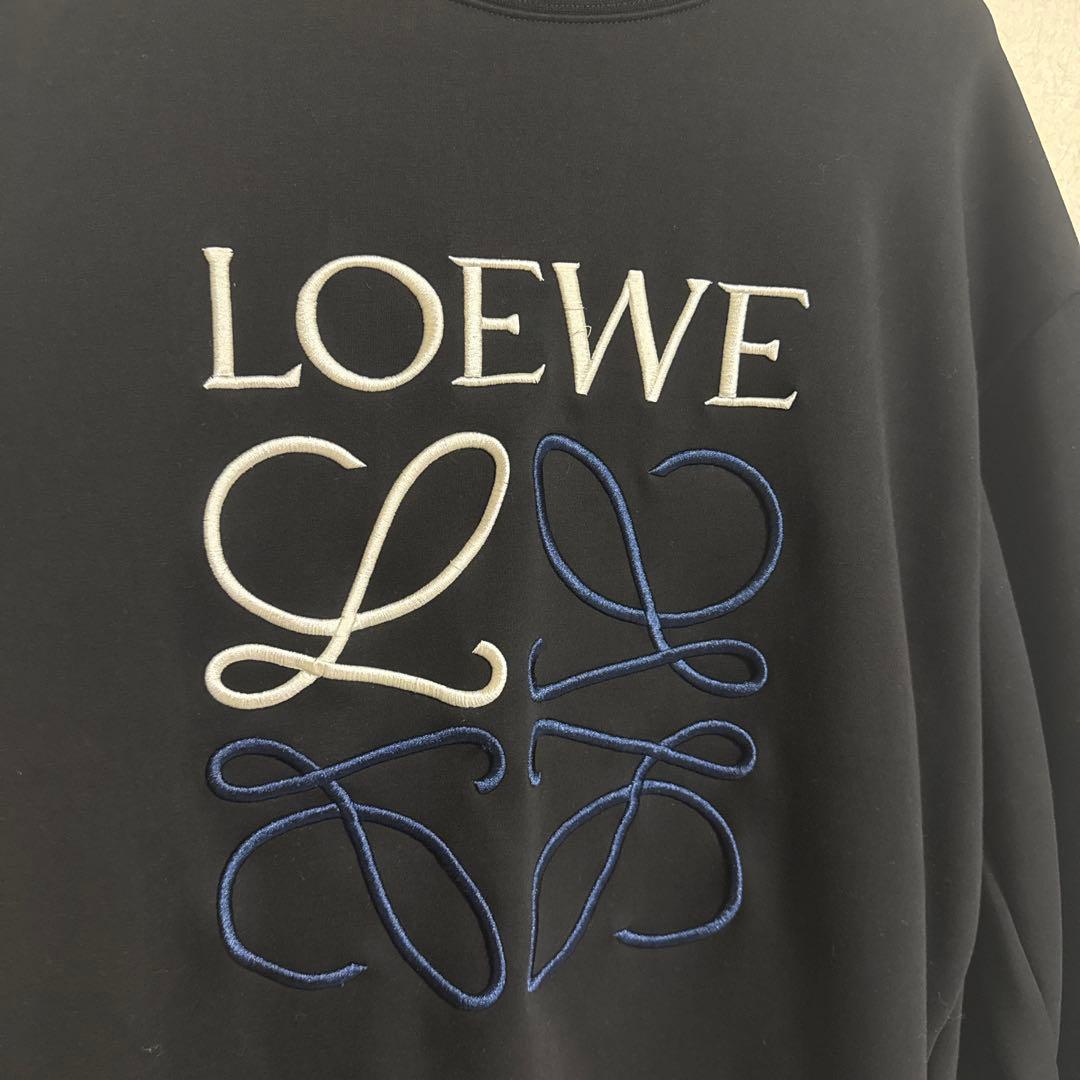 LOEWE ブラック トレーナー