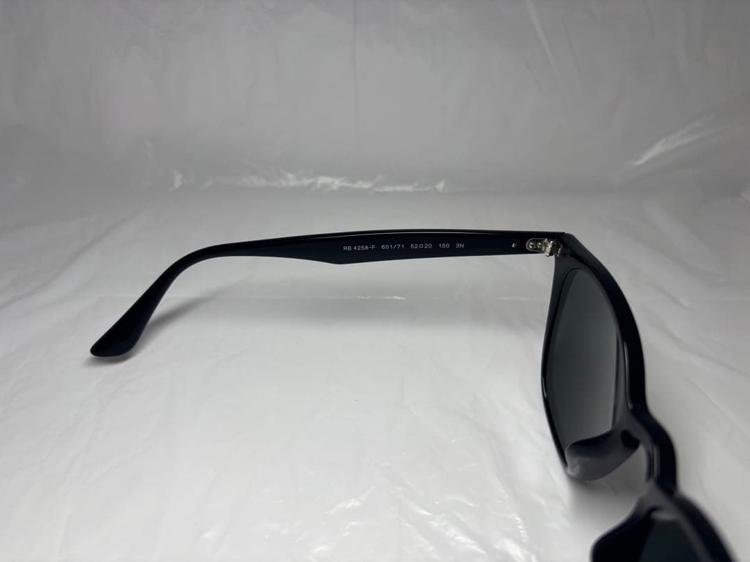 美品　正規品　RB4258-F レイバン　Ray-Ban サングラス ケース付き