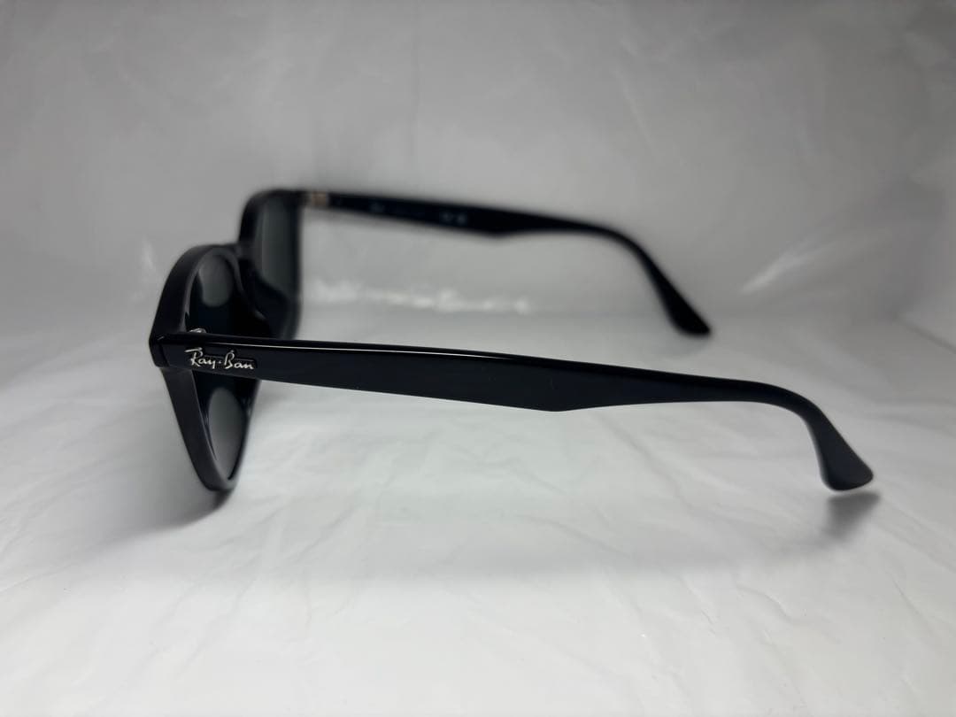 美品　正規品　RB4258-F レイバン　Ray-Ban サングラス ケース付き