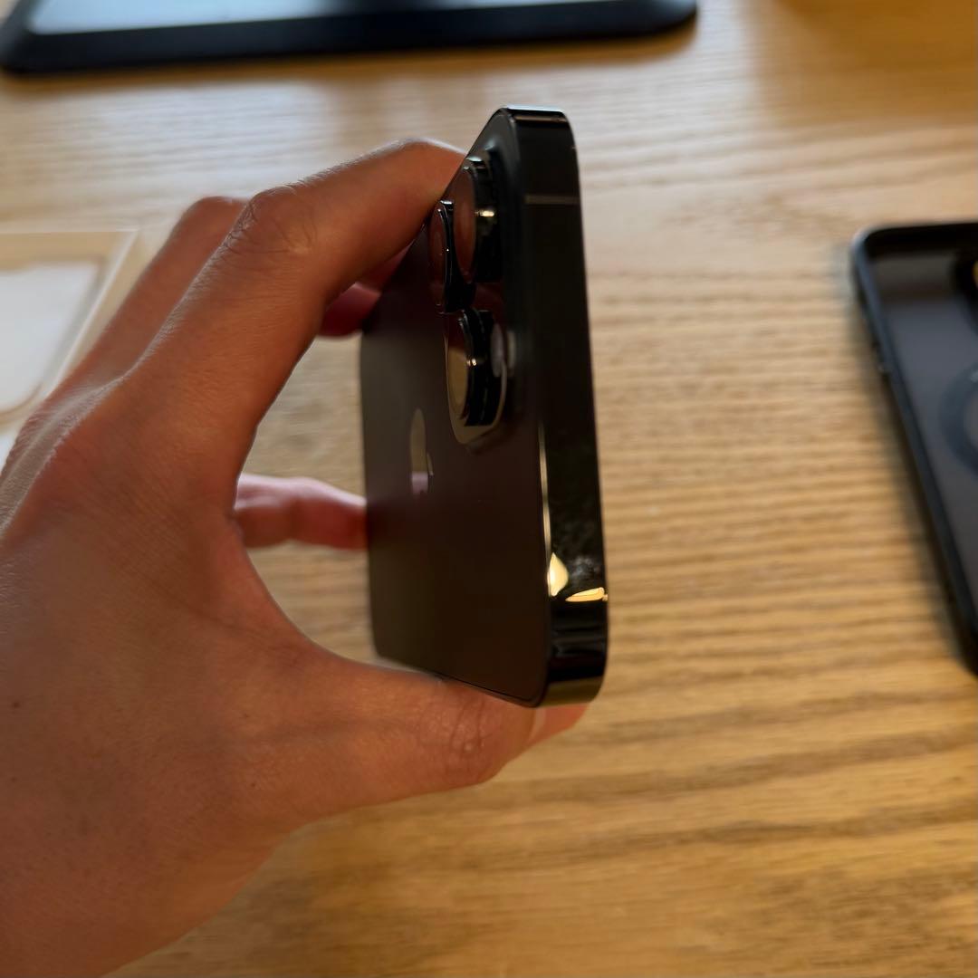大容量 1TB iphone 14 pro max スペースブラック 箱付き