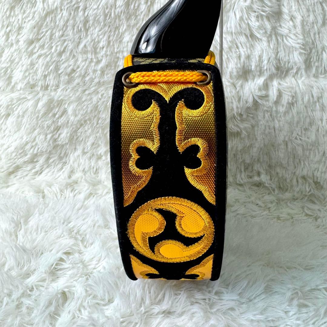 ●沖縄三線 サンシン● 人工皮張り 高級三線 ケース付