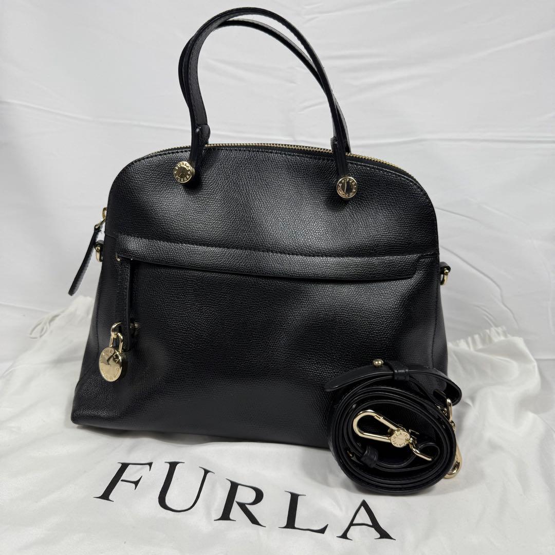 【極美品】FURLA パイパー M 2way ハンドバッグ ショルダーバッグ 黒