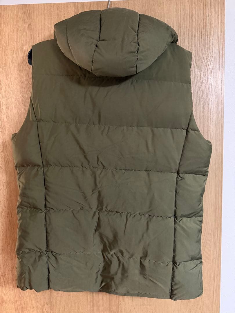 TATRAS フード付きオリーブベスト　タトラスダウンベスト