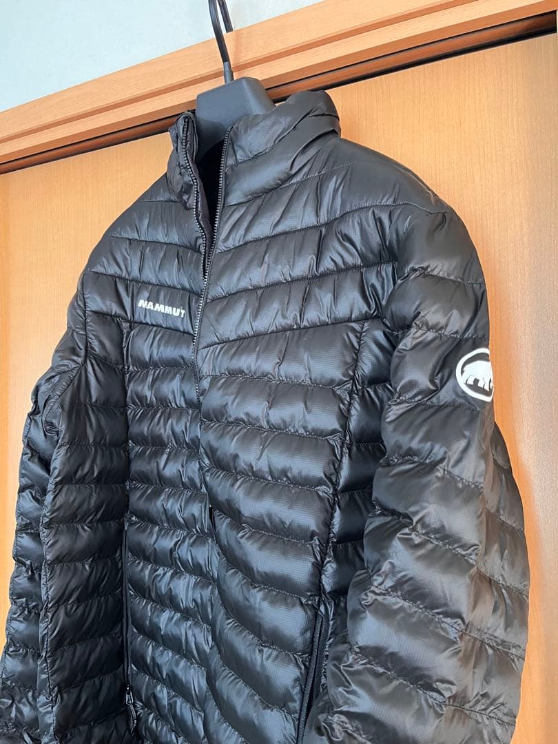 Mammut ブラック 中綿(ポリエステル)ジャケット
