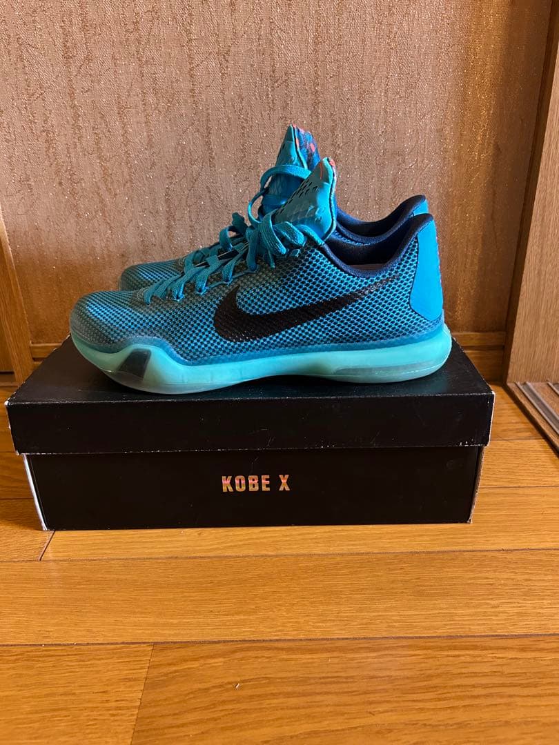 Kobe 10 バスケットシューズ 青