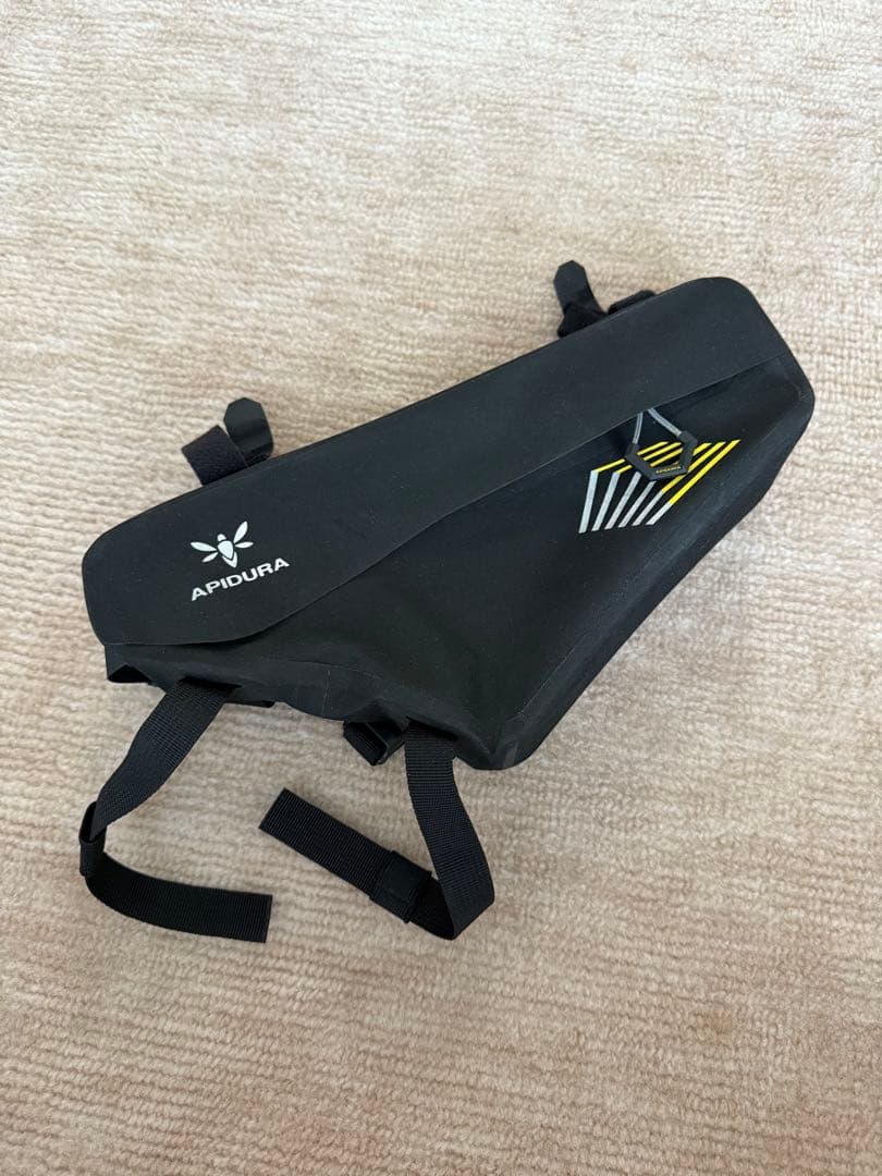 APIDURA レーシングフレームパック　2.4L 中古