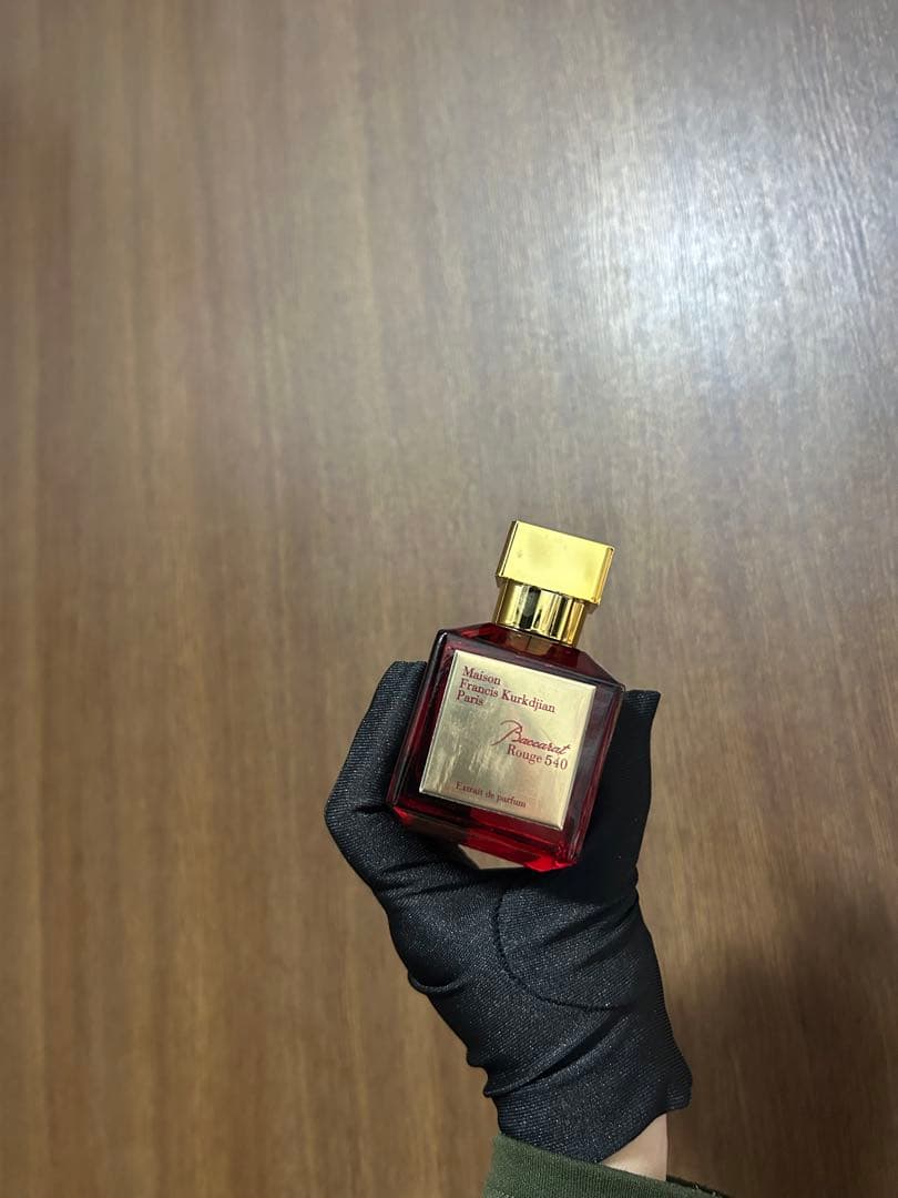 大人気 バカラ ルージュ540 香水 箱なし お買い得 即発送　未使用新品