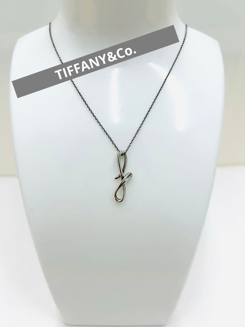 ティファニー イニシャルネックレス「f」　925刻印