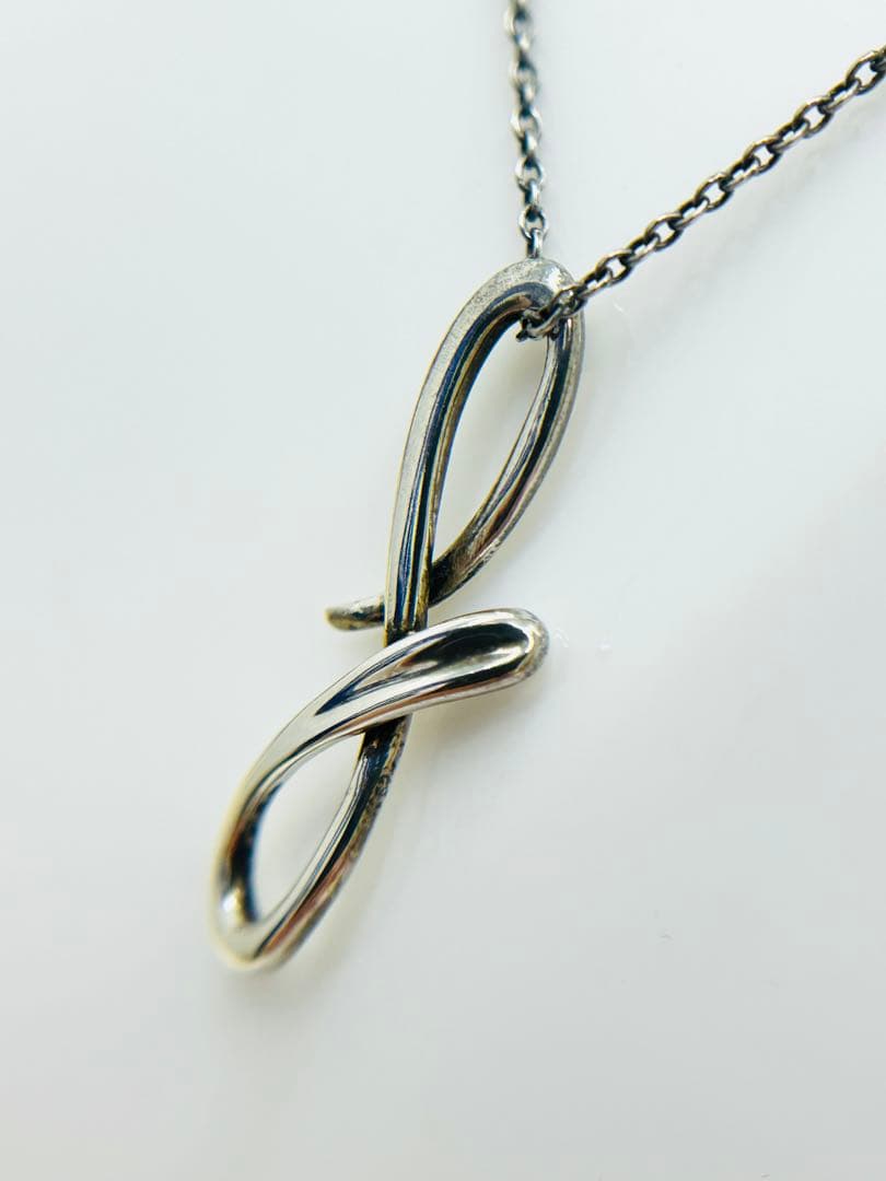 ティファニー イニシャルネックレス「f」　925刻印