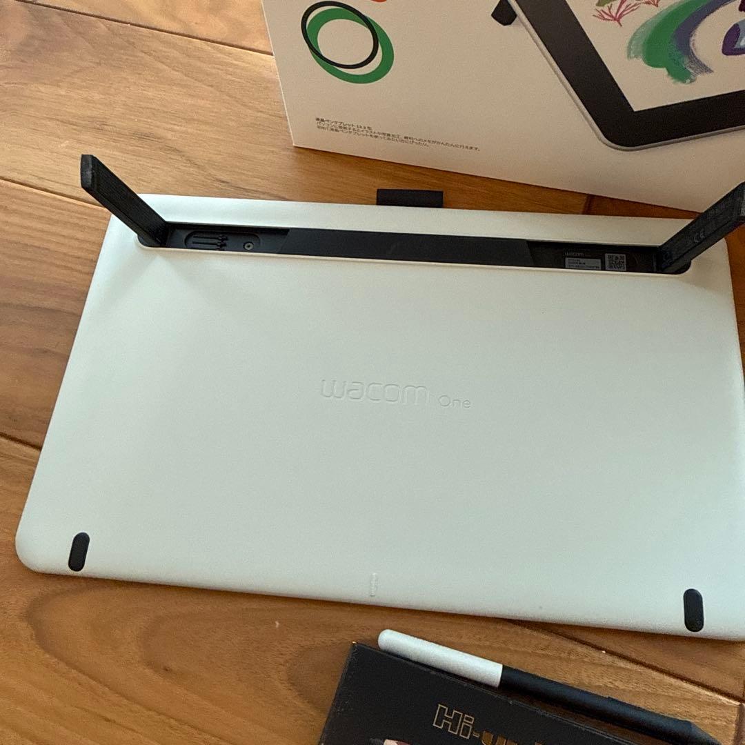 Wacom One 13 DTC133W0D 13.3インチ 液晶ペンタブレット