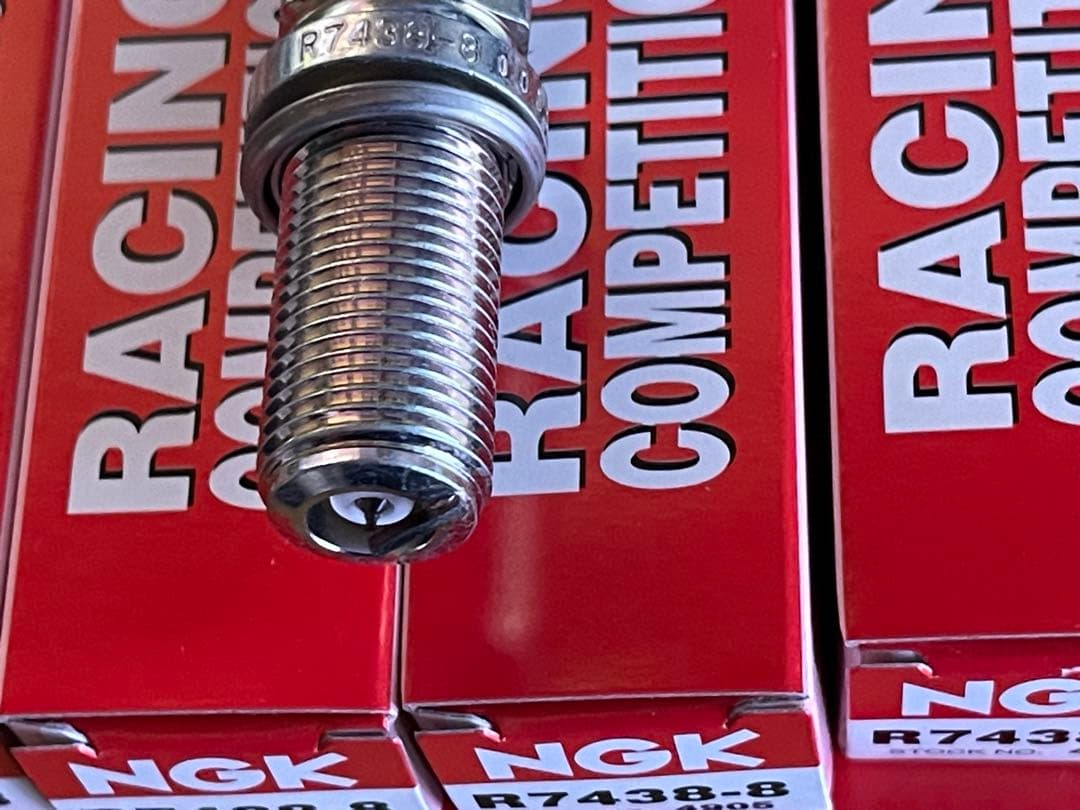 NGKレーシングプラグ、R7438-8
