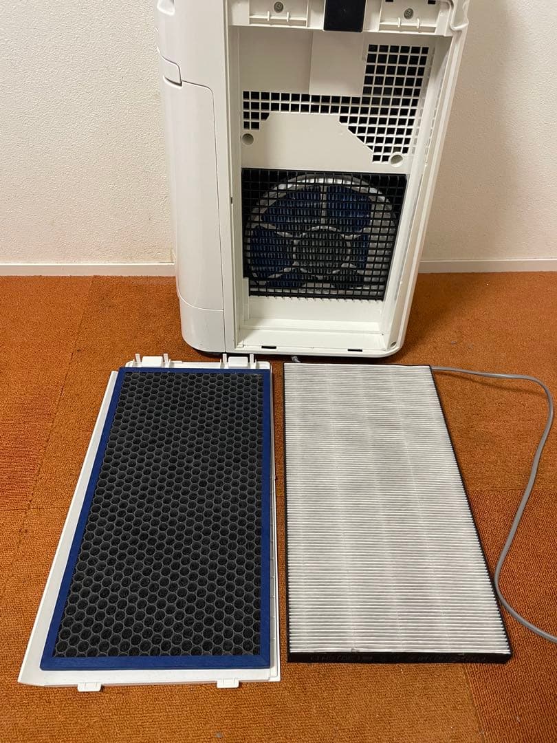 a.j【2022年製】SHARP加湿空気清浄機　KC-F70-W　ホワイト