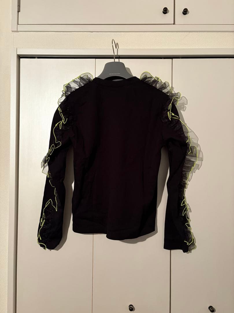 noir keininomiya フリル付き黒長袖トップス