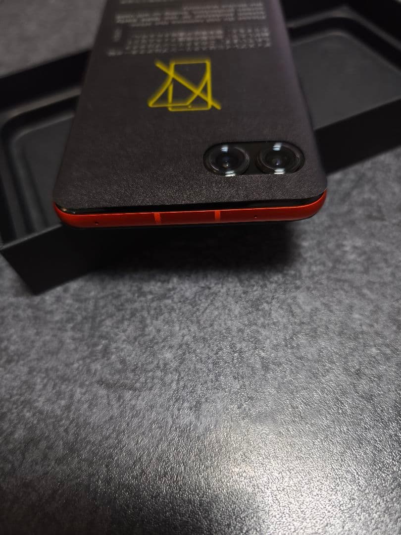 新品 SIMフリー motorola razr 50s A403MO オレンジ