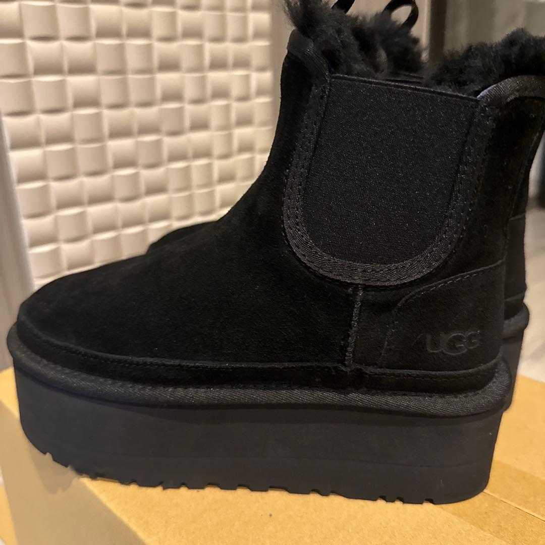 UGG 厚底ブーツ　美品