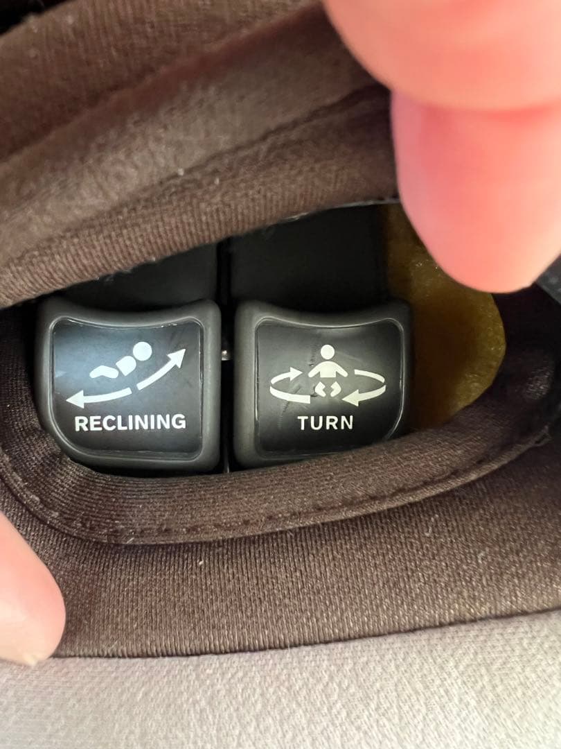 Combi 回転式　ISOFIX エッグショック チャイルドシート　1秒タオル