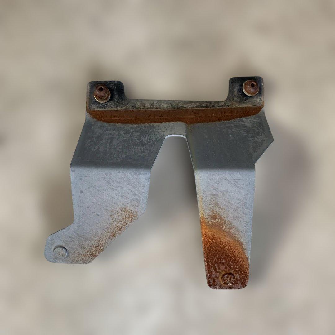 ミツビシ　三菱　デリカD5 リアラダーステー付き　中古品