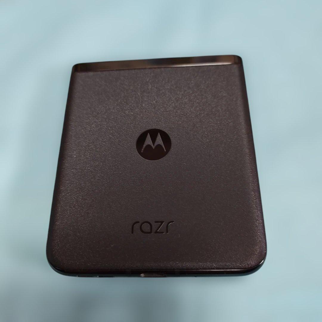 Motorola razr 40 ULTRA 本体