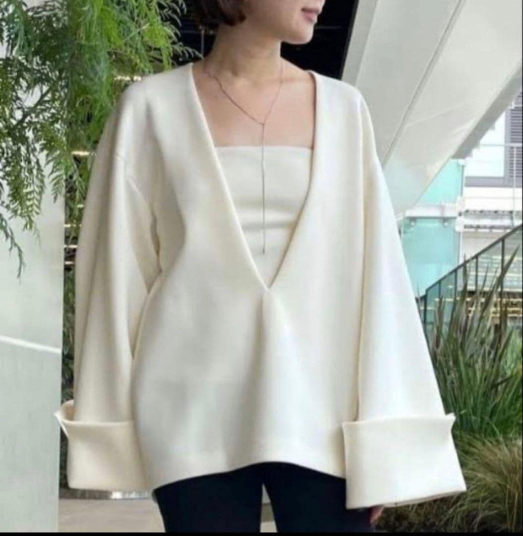 LE PHIL ルフィル スキューバジャージーブラウス　白　ルフィル