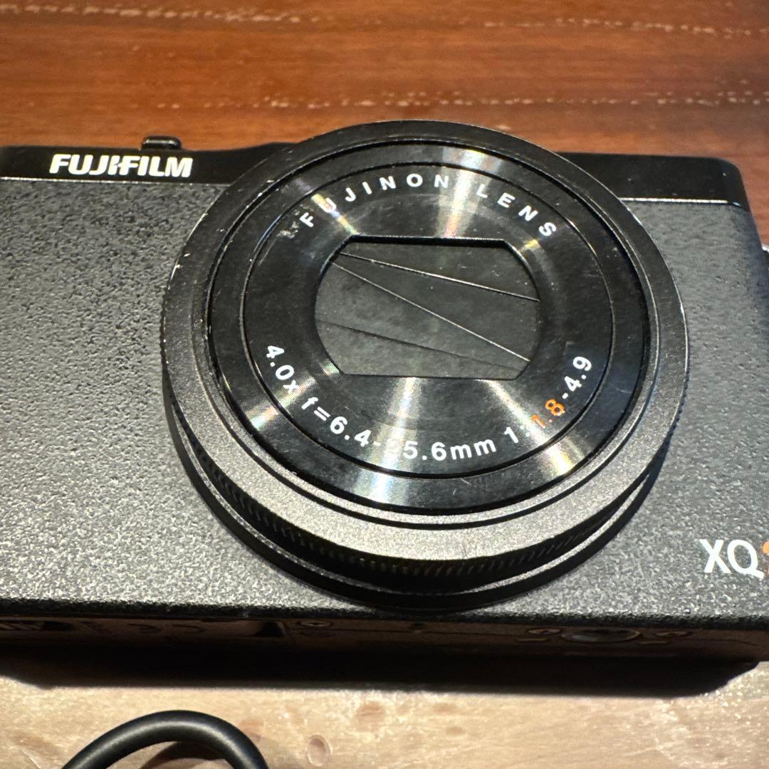 デジタルカメラ FUJIFILM XQ2