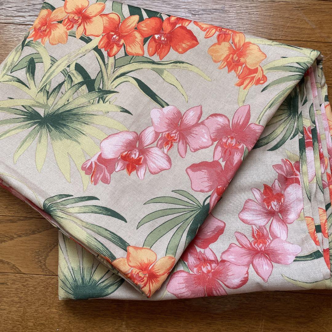 未使用！トミーバハマ　テーブルクロス　大判です。