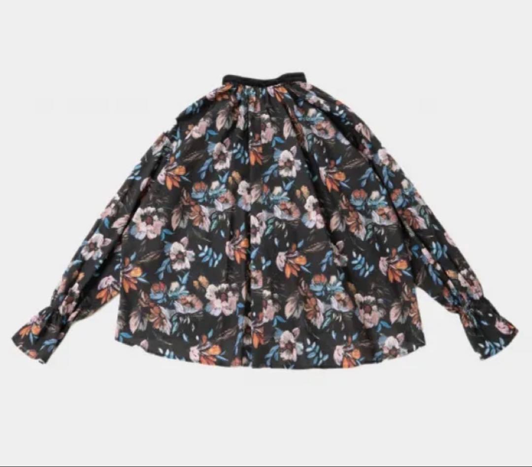 SUSURI ススリ　メロフォンブラウス 2025AW ブラック　フラワー