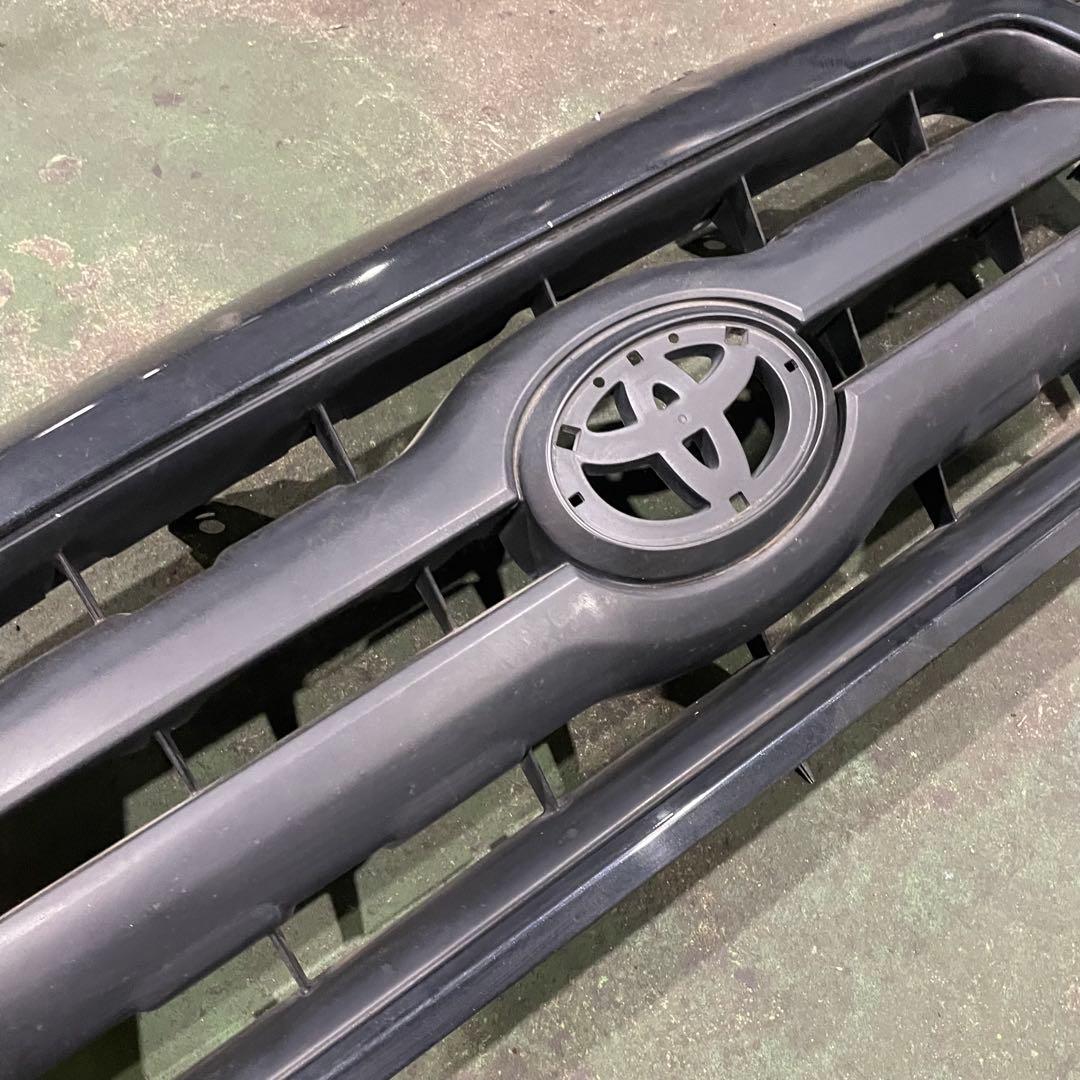 US TOYOTA トヨタ TACOMA タコマ 純正フロントグリル 艶消し黒