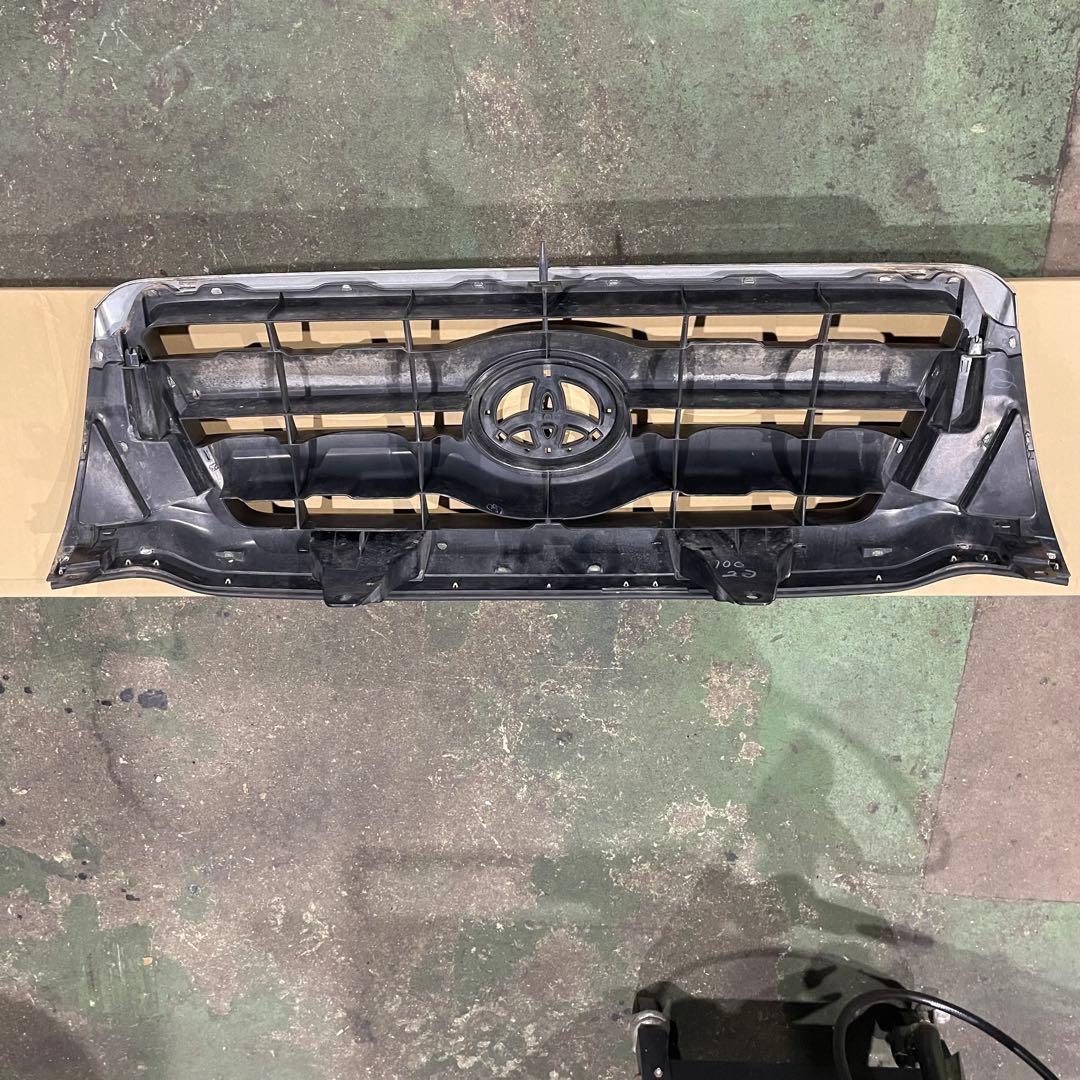 US TOYOTA トヨタ TACOMA タコマ 純正フロントグリル 艶消し黒