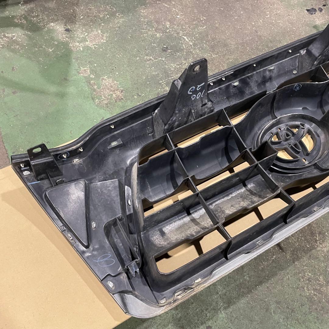 US TOYOTA トヨタ TACOMA タコマ 純正フロントグリル 艶消し黒