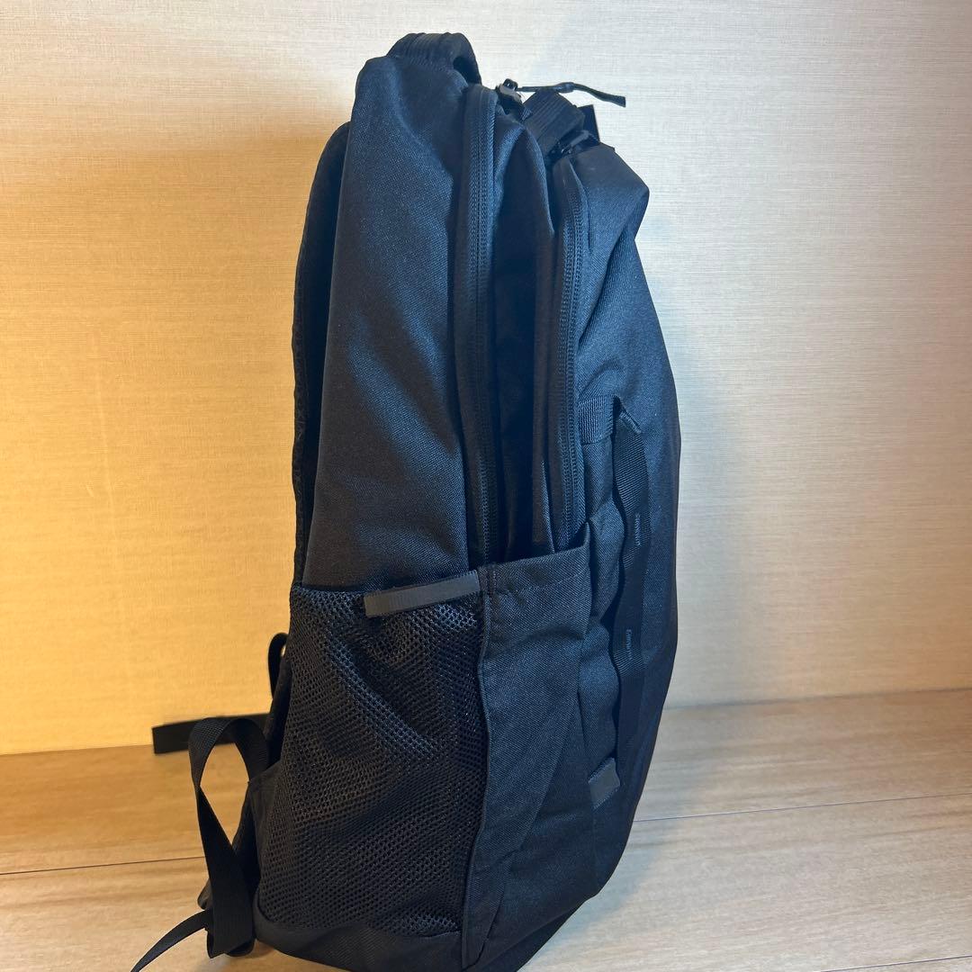 ノースフェイス　VAULT ヴォルト　リュック　バックパック　27L ブラック