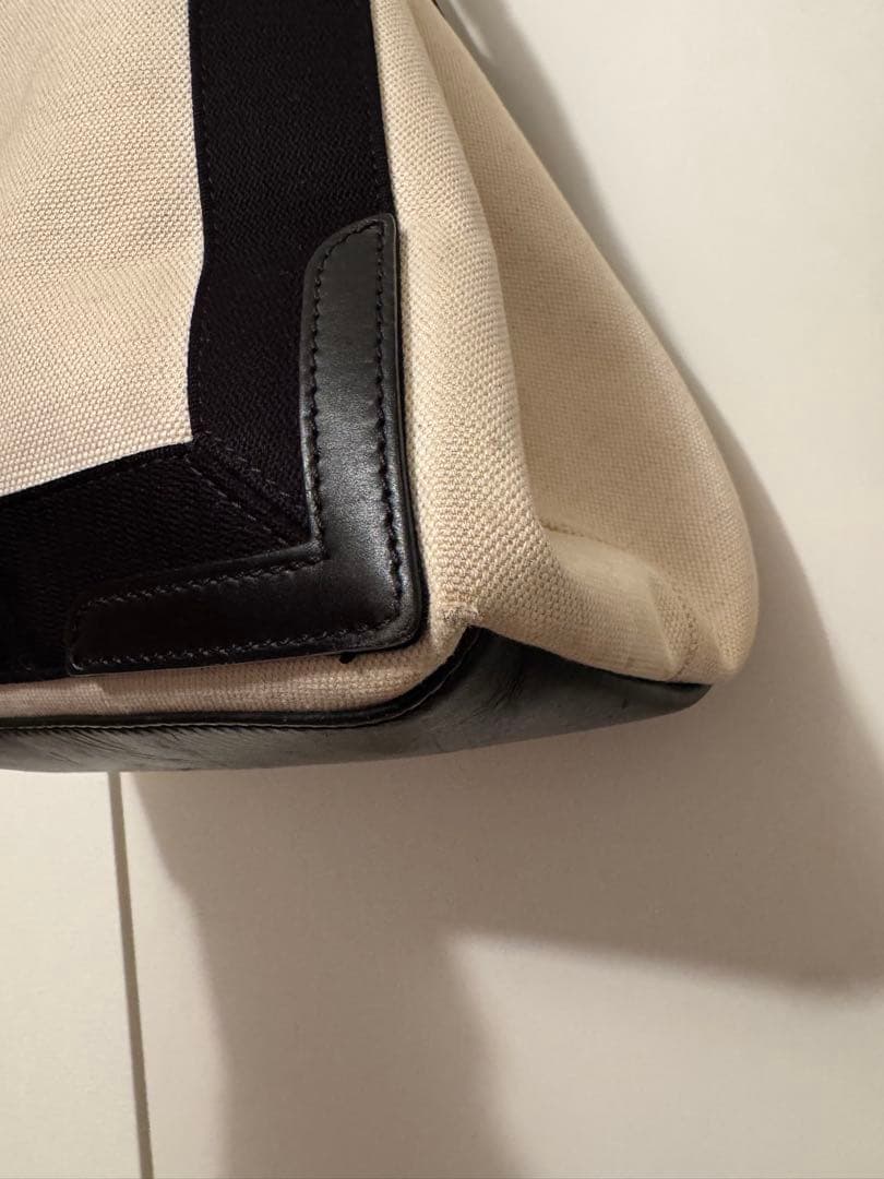 BALENCIAGA ハンドバッグ　レディース